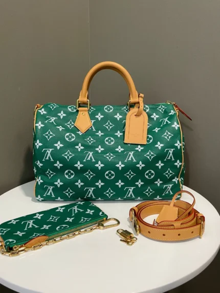 Louis Vuitton Speedy P9 Bandoulière 40 Vert Monogram Calfskin